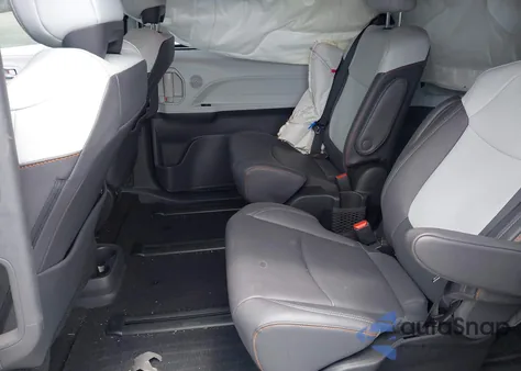 2023 Toyota Sienna Xse from USA, damaged, VIN 5TDXRKEC8PS154367